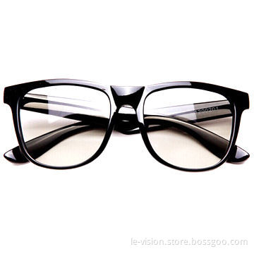 Passive Polarized 3D Anaglyph Glasses, Good-quality Brings Good 3D Image with Amazing 3D Shock